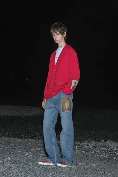 Look 17
